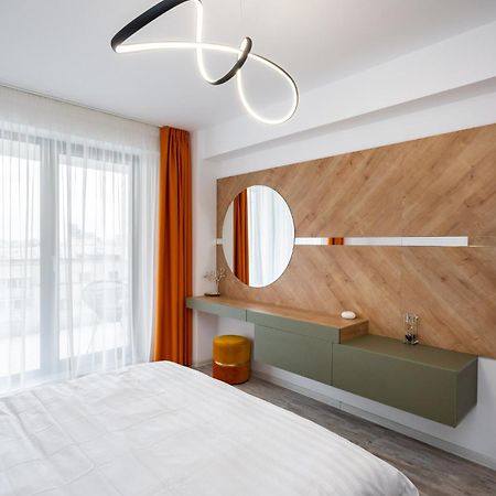 Classy Sassy - Elegant Escape In Timpuri Noi Bucarest Extérieur photo